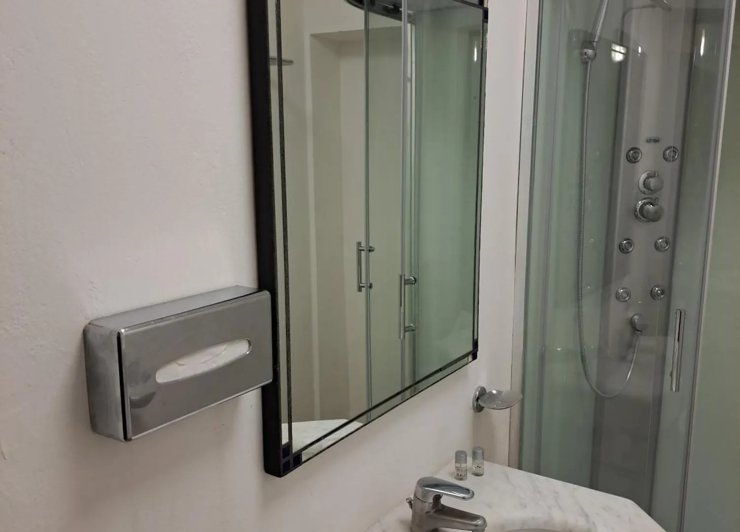 Rta Albergo Malatesta Cesena Aparthotel